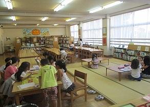 図書室では、勉強したり、読書したり、頭脳ゲームをしたり、集中した時間を過ごします。